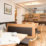 Irlingerhof 3* モントゼー