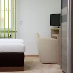 ゲストハウス Irlingerhof モントゼー