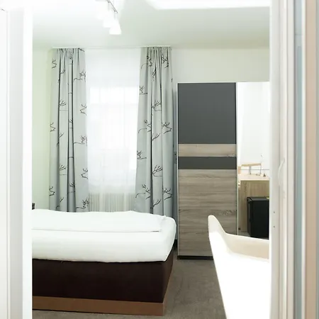Casa de hóspedes Irlingerhof 3*