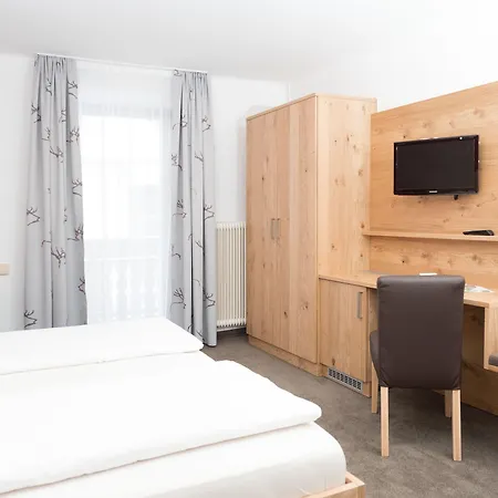 게스트하우스 Irlingerhof 3*