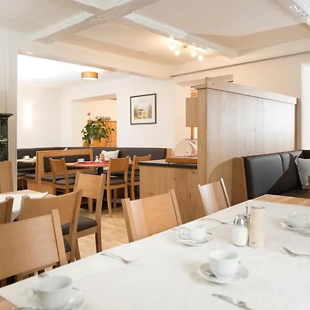 Pensionat Irlingerhof 3*