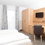 Gæstehus Irlingerhof 3*