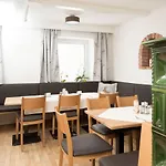 Gæstehus Irlingerhof 3*